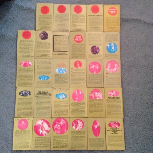 Lot of 29 ORIGINAL Vintage Paperback Library Dark Shadows novels Gothic 1960s - Picture 2 of 12